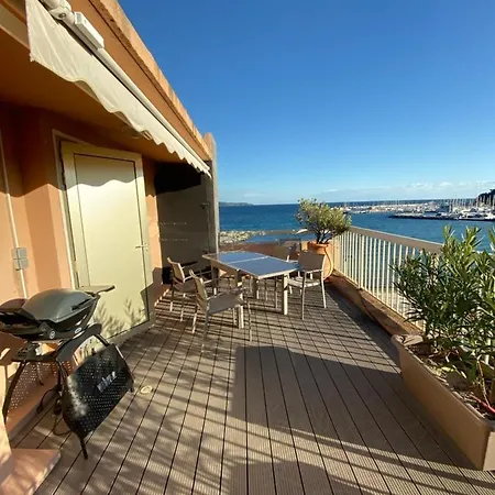Apartment T2 En Duplex Avec Solarium Face